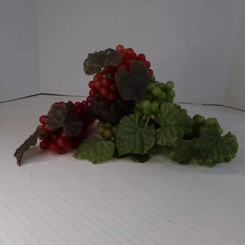 Plastic Rubber Artificial Decorative Grapes 6 Bunches Pods Faux